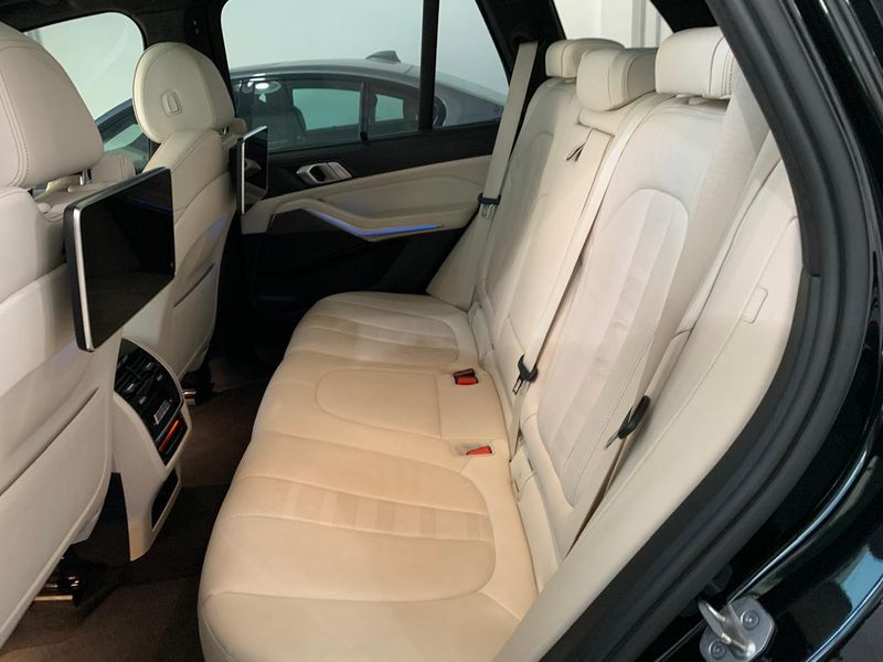 BMW X5 3.0 I6 TURBO HÍBRIDO XDRIVE45E M SPORT AUTOMÁTICO 2021/2022 FÁBIO BERNARDES PORTO ALEGRE / Carros no Vale