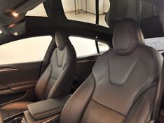 TESLA MODEL S ELÉTRICO LONG RANGE 2022/2022 FÁBIO BERNARDES PORTO ALEGRE / Carros no Vale