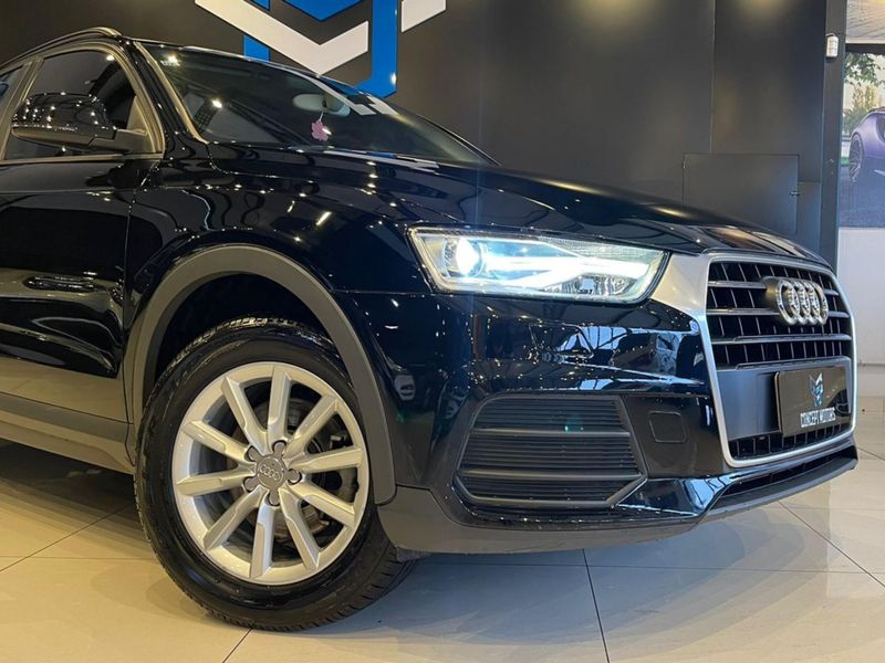 Audi Q3 1.4 TFSI/TFSI Flex S-tronic 5p 2018/2018 CONCEPT MOTORS PASSO FUNDO / Carros no Vale Audi Q3 1.4 TFSI/TFSI Flex S-tronic 5p 2018/2018 CONCEPT MOTORS PASSO FUNDO / Carros no Vale