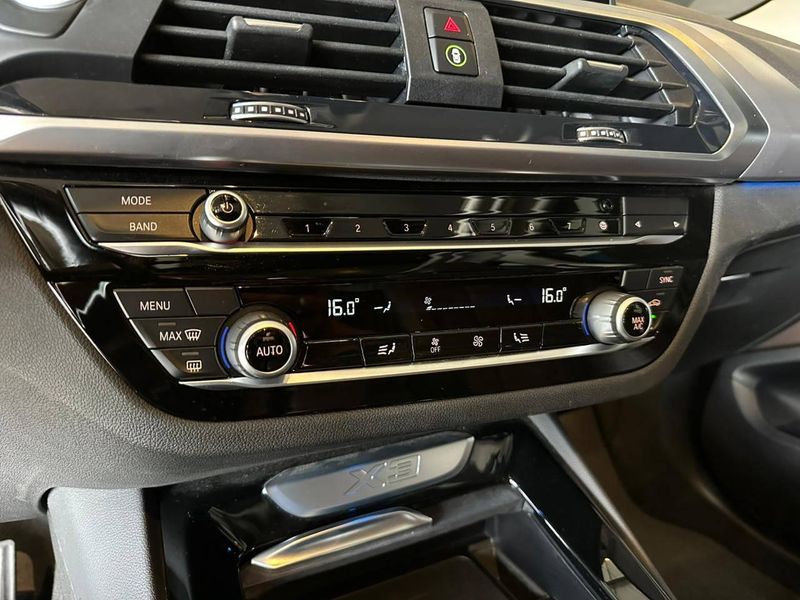 BMW X3 XDRIVE 30e Turbo Aut (HÃ­brido) 2021/2021 CONCEPT MOTORS PASSO FUNDO / Carros no Vale