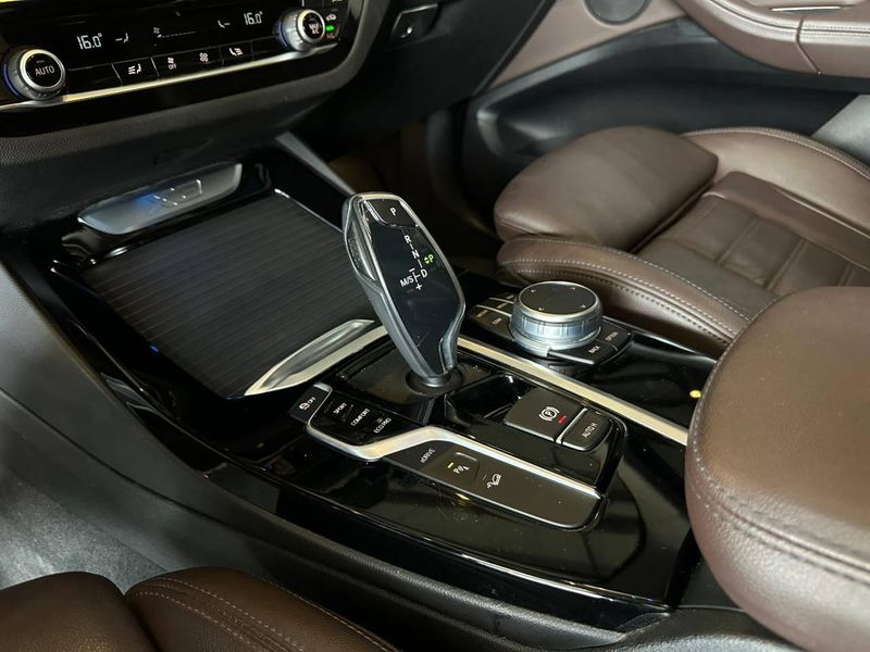 BMW X3 XDRIVE 30e Turbo Aut (HÃ­brido) 2021/2021 CONCEPT MOTORS PASSO FUNDO / Carros no Vale
