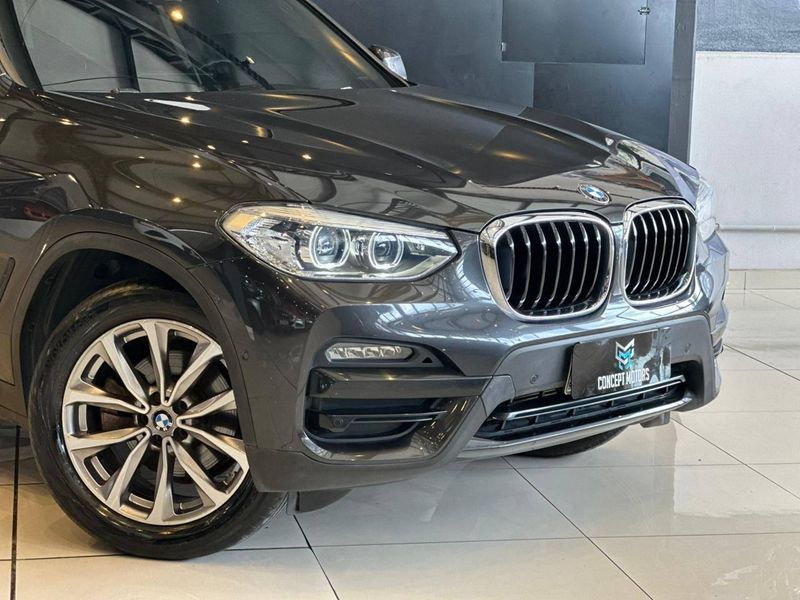 BMW X3 XDRIVE 30e Turbo Aut (HÃ­brido) 2021/2021 CONCEPT MOTORS PASSO FUNDO / Carros no Vale