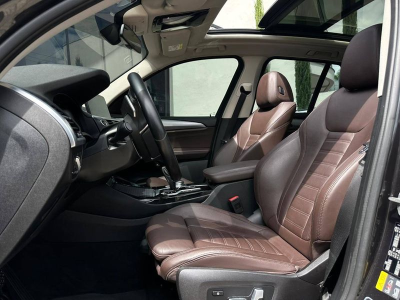 BMW X3 XDRIVE 30e Turbo Aut (HÃbrido) 2021/2021 CONCEPT MOTORS PASSO FUNDO / Carros no Vale BMW X3 XDRIVE 30e Turbo Aut (HÃbrido) 2021/2021 CONCEPT MOTORS PASSO FUNDO / Carros no Vale