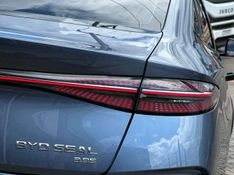 BYD SEAL 82,5 KW ELÃTRICO AWD 2023/2024 CONCEPT MOTORS PASSO FUNDO / Carros no Vale