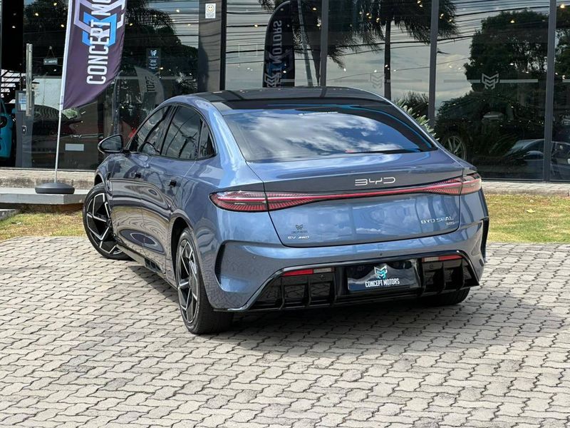 BYD SEAL 82,5 KW ELÃTRICO AWD 2023/2024 CONCEPT MOTORS PASSO FUNDO / Carros no Vale