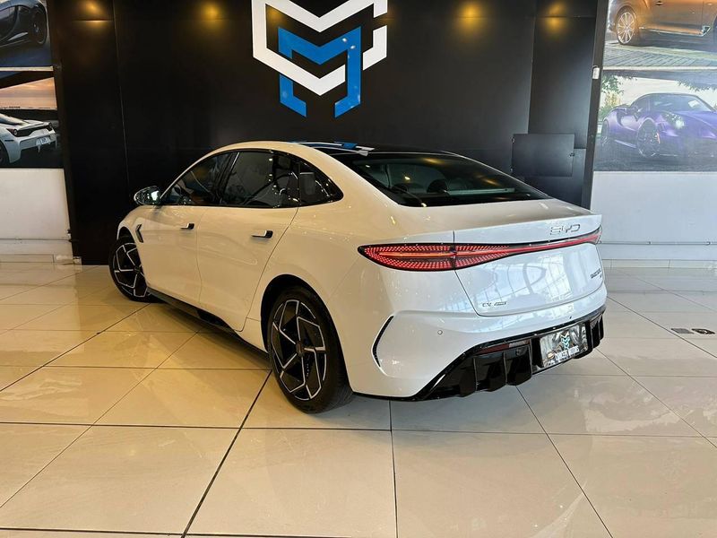 BYD SEAL 82,5 KW ELÃTRICO AWD 2023/2024 CONCEPT MOTORS PASSO FUNDO / Carros no Vale BYD SEAL 82,5 KW ELÃTRICO AWD 2023/2024 CONCEPT MOTORS PASSO FUNDO / Carros no Vale