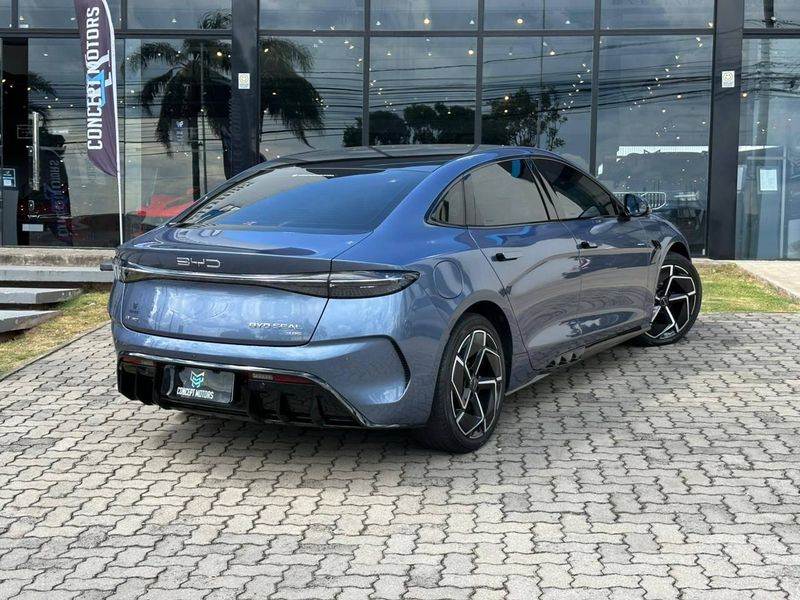 BYD SEAL 82,5 KW ELÃTRICO AWD 2023/2024 CONCEPT MOTORS PASSO FUNDO / Carros no Vale