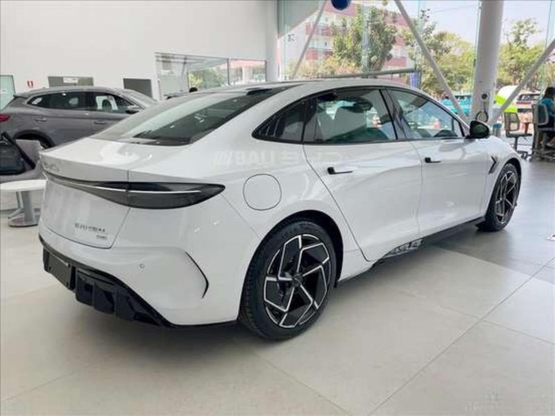 BYD SEAL (Elétrico) 2023/2024 CONCEPT MOTORS PASSO FUNDO / Carros no Vale BYD SEAL (Elétrico) 2023/2024 CONCEPT MOTORS PASSO FUNDO / Carros no Vale