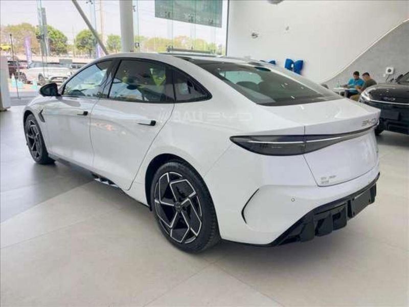 BYD SEAL (Elétrico) 2023/2024 CONCEPT MOTORS PASSO FUNDO / Carros no Vale BYD SEAL (Elétrico) 2023/2024 CONCEPT MOTORS PASSO FUNDO / Carros no Vale