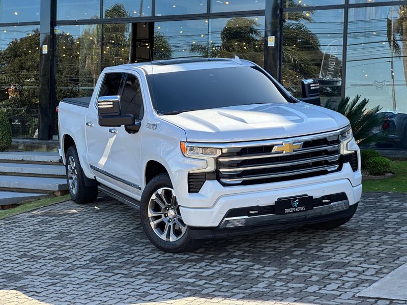 Chevrolet Silverado High Country 5.3 V8 AWD Aut. 2024/2024 CONCEPT MOTORS PASSO FUNDO / Carros no Vale