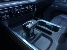 Chevrolet Silverado High Country 5.3 V8 AWD Aut. 2024/2024 CONCEPT MOTORS PASSO FUNDO / Carros no Vale