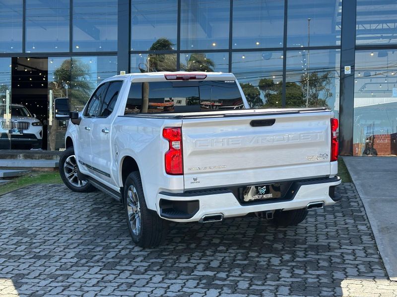 Chevrolet Silverado High Country 5.3 V8 AWD Aut. 2024/2024 CONCEPT MOTORS PASSO FUNDO / Carros no Vale