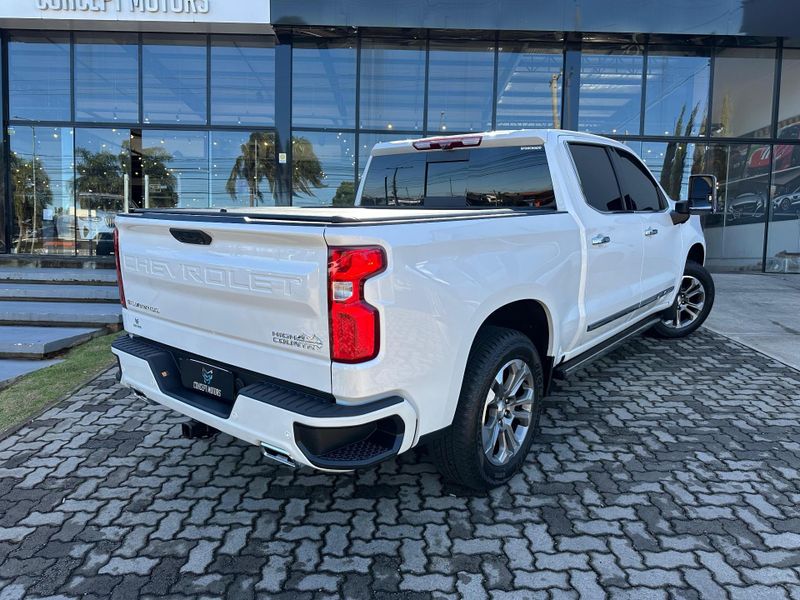Chevrolet Silverado High Country 5.3 V8 AWD Aut. 2024/2024 CONCEPT MOTORS PASSO FUNDO / Carros no Vale
