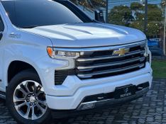 Chevrolet Silverado High Country 5.3 V8 AWD Aut. 2024/2024 CONCEPT MOTORS PASSO FUNDO / Carros no Vale