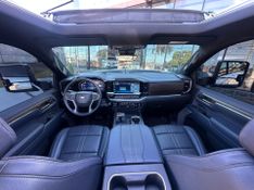 Chevrolet Silverado High Country 5.3 V8 AWD Aut. 2024/2024 CONCEPT MOTORS PASSO FUNDO / Carros no Vale