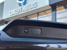 Ford Mustang Black Shadow 5.0 V8 2020/2020 CONCEPT MOTORS PASSO FUNDO / Carros no Vale