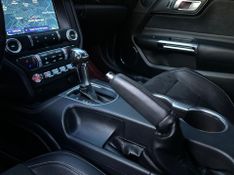 Ford Mustang Black Shadow 5.0 V8 2020/2020 CONCEPT MOTORS PASSO FUNDO / Carros no Vale