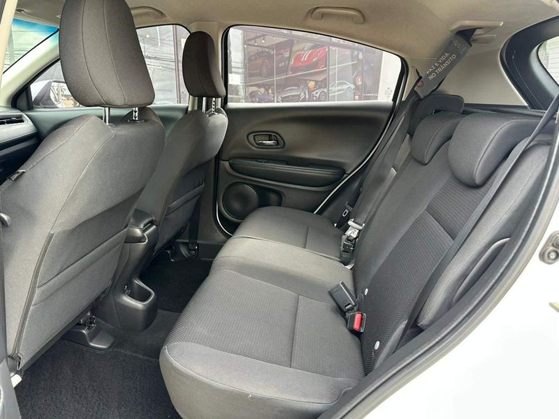 Honda HR-V EX 1.8 Flexone 16V 5p Aut. 2019/2020 CONCEPT MOTORS PASSO FUNDO / Carros no Vale Honda HR-V EX 1.8 Flexone 16V 5p Aut. 2019/2020 CONCEPT MOTORS PASSO FUNDO / Carros no Vale