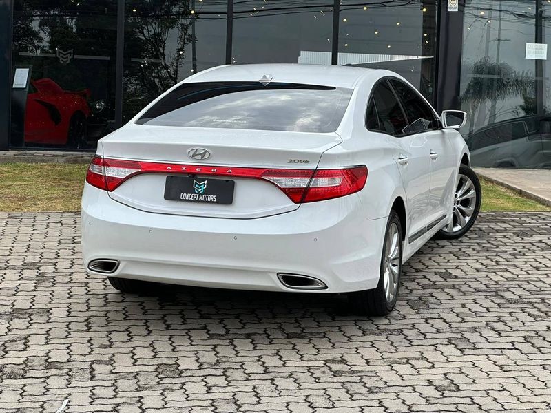 Hyundai Azera 3.0 V6 24V 4p Aut. 2014/2015 CONCEPT MOTORS PASSO FUNDO / Carros no Vale