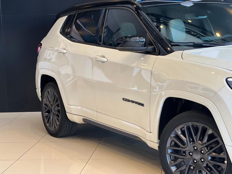 Jeep Compass S T270 1.3 TB 4×2 Flex Aut. 2021/2022 CONCEPT MOTORS PASSO FUNDO / Carros no Vale