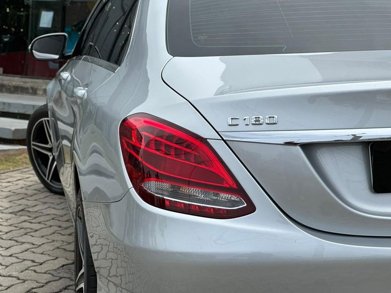 Mercedes-Benz C-180 CGI Avant 1.6/1.6 FlexTB 16V Aut. 2015/2016 CONCEPT MOTORS PASSO FUNDO / Carros no Vale