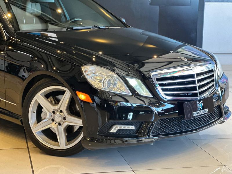 Mercedes-Benz E 550 Classe E 550 AMG 5.5 V8 4MATIC 2010/2011 CONCEPT MOTORS PASSO FUNDO / Carros no Vale