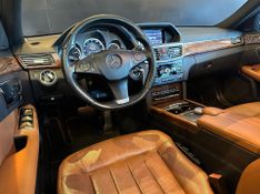 Mercedes-Benz E 550 Classe E 550 AMG 5.5 V8 4MATIC 2010/2011 CONCEPT MOTORS PASSO FUNDO / Carros no Vale