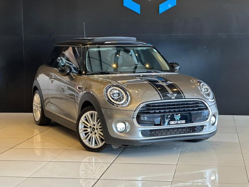 Mini Cooper 1.5 Turbo 12V 3p Aut. 2018/2019 CONCEPT MOTORS PASSO FUNDO / Carros no Vale