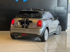 Mini Cooper 1.5 Turbo 12V 3p Aut. 2018/2019 CONCEPT MOTORS PASSO FUNDO / Carros no Vale