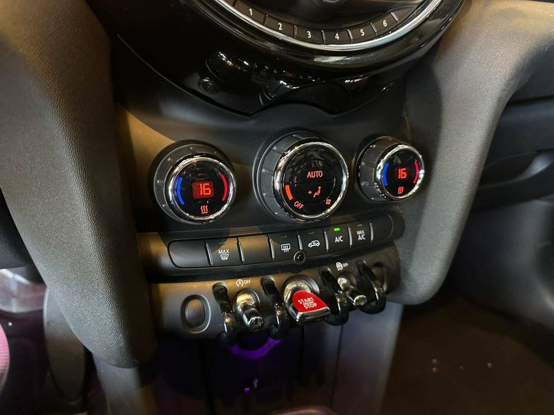 Mini Cooper 1.5 Turbo 12V 3p Aut. 2018/2019 CONCEPT MOTORS PASSO FUNDO / Carros no Vale