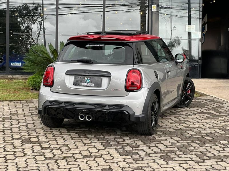 Mini John Cooper Works COOPER John Works 2.0 Turbo 3p Aut. 2023/2024 CONCEPT MOTORS PASSO FUNDO / Carros no Vale