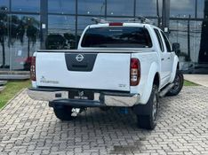 Nissan Frontier SV AT.CD 4×4 2.5 TB Diesel Mec. 2014/2014 CONCEPT MOTORS PASSO FUNDO / Carros no Vale