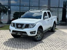 Nissan Frontier SV AT.CD 4×4 2.5 TB Diesel Mec. 2014/2014 CONCEPT MOTORS PASSO FUNDO / Carros no Vale