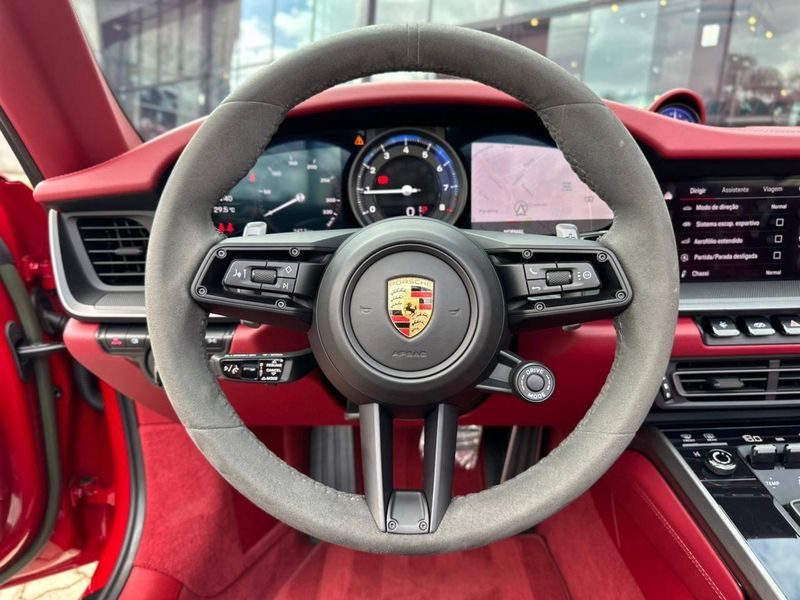 Porsche 911 Carrera S Cabriolet 3.0 (991/992) 2022/2023 CONCEPT MOTORS PASSO FUNDO / Carros no Vale