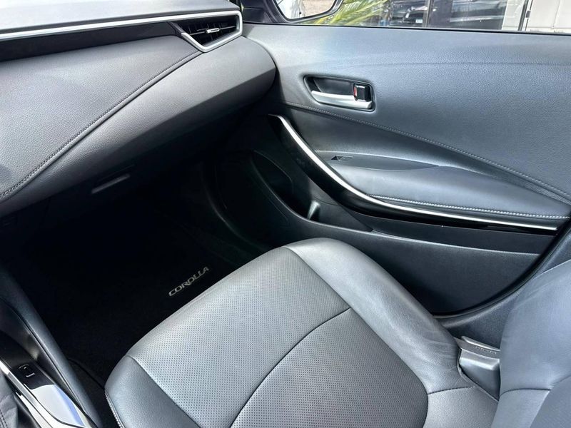 Toyota Corolla XEi 2.0 Flex 16V Aut. 2024/2024 CONCEPT MOTORS PASSO FUNDO / Carros no Vale