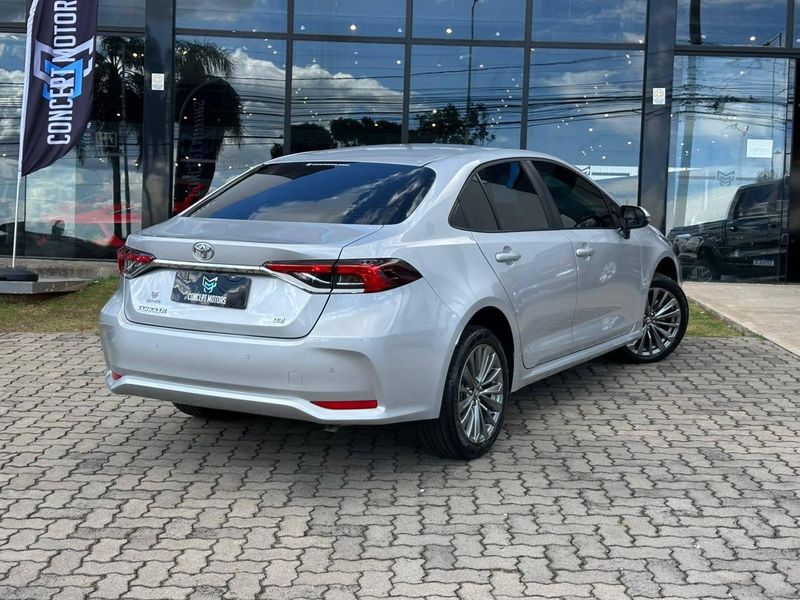 Toyota Corolla XEi 2.0 Flex 16V Aut. 2024/2024 CONCEPT MOTORS PASSO FUNDO / Carros no Vale