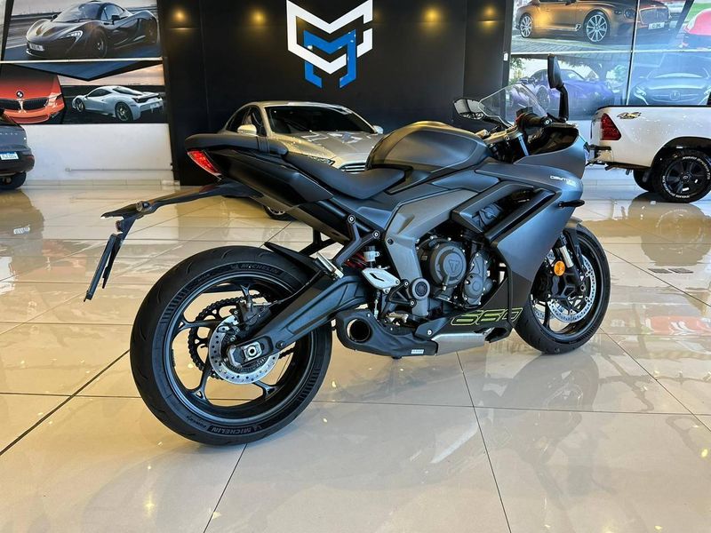 Triumph Daytona 660 2024/2024 CONCEPT MOTORS PASSO FUNDO / Carros no Vale