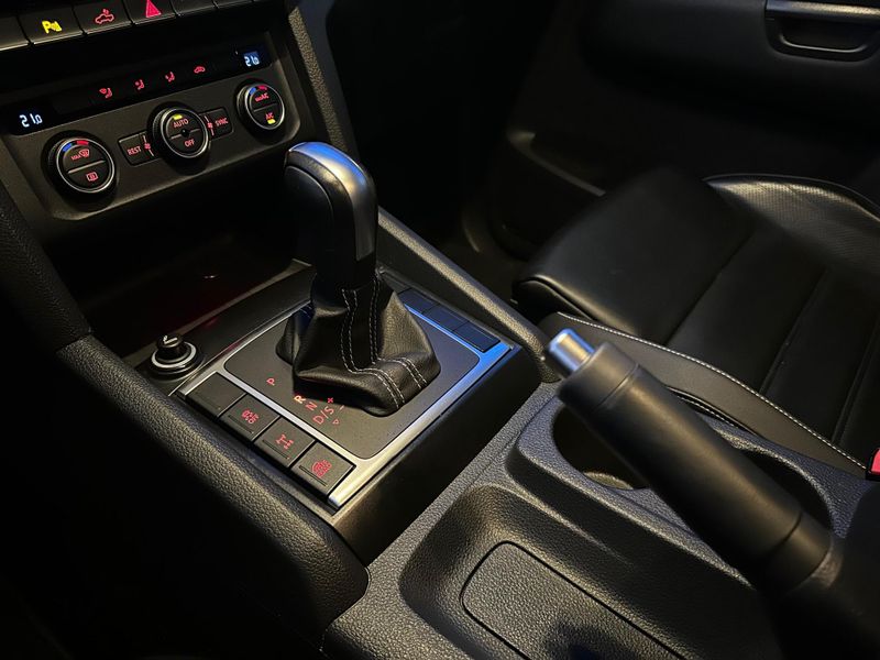 Volkswagen Amarok Extreme CD 3.0 4×4 TB Dies Aut. 2023/2024 CONCEPT MOTORS PASSO FUNDO / Carros no Vale