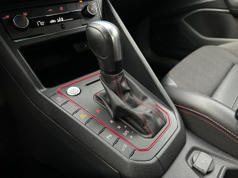 Volkswagen Polo GTS 1.4 TSI 16V Flex 2020/2021 CONCEPT MOTORS PASSO FUNDO / Carros no Vale