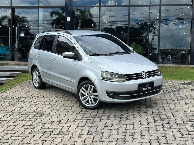 Volkswagen SpaceFox SPORTLINE/HIGHLINE 1.6 T.Flex 2012/2013 CONCEPT MOTORS PASSO FUNDO / Carros no Vale