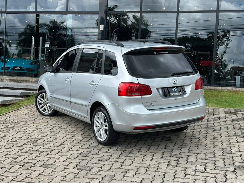 Volkswagen SpaceFox SPORTLINE/HIGHLINE 1.6 T.Flex 2012/2013 CONCEPT MOTORS PASSO FUNDO / Carros no Vale