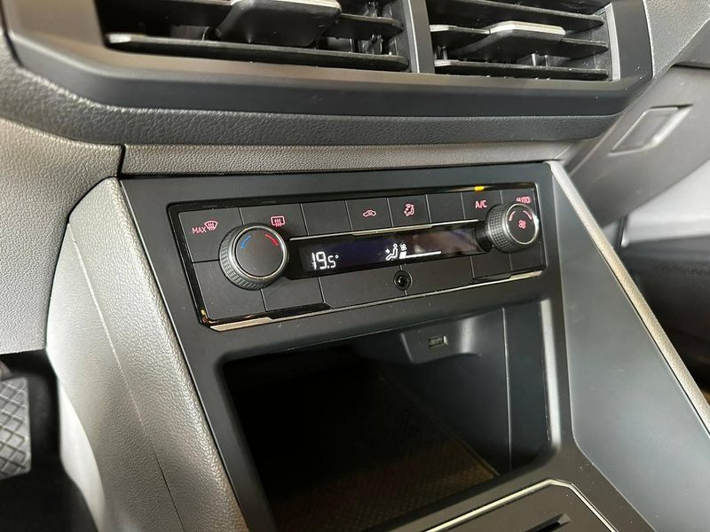 Volkswagen Virtus Highline 200 TSI 1.0 Flex 12V Aut 2021/2022 CONCEPT MOTORS PASSO FUNDO / Carros no Vale