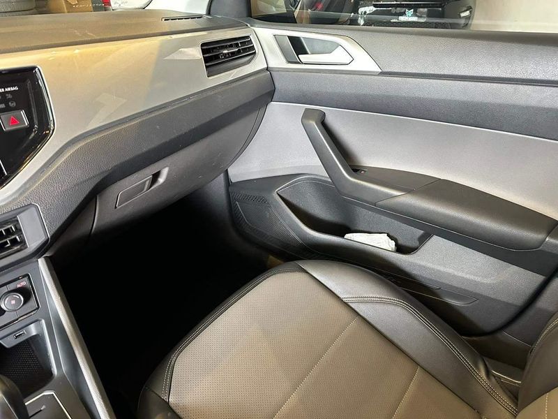 Volkswagen Virtus Highline 200 TSI 1.0 Flex 12V Aut 2021/2022 CONCEPT MOTORS PASSO FUNDO / Carros no Vale