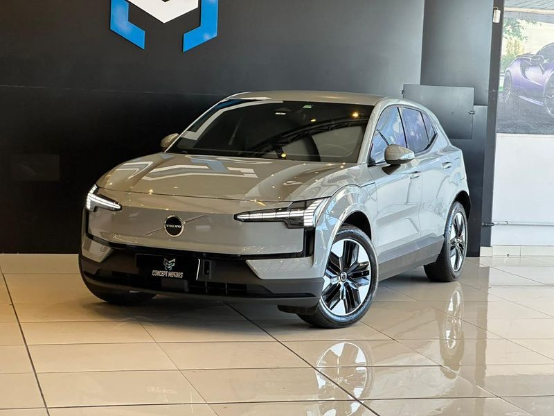 Volvo EX30 E60 Core (ElÃ©trico) 2024/2024 CONCEPT MOTORS PASSO FUNDO / Carros no Vale