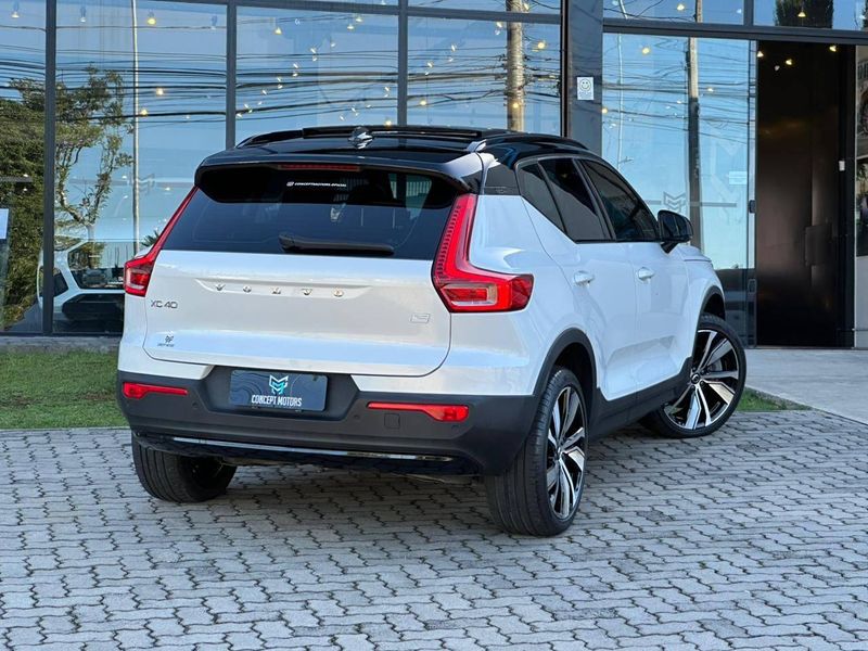 Volvo XC40 Pure (ElÃ©trico) 2022/2022 CONCEPT MOTORS PASSO FUNDO / Carros no Vale