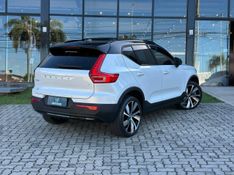 Volvo XC40 Pure (ElÃ©trico) 2022/2022 CONCEPT MOTORS PASSO FUNDO / Carros no Vale