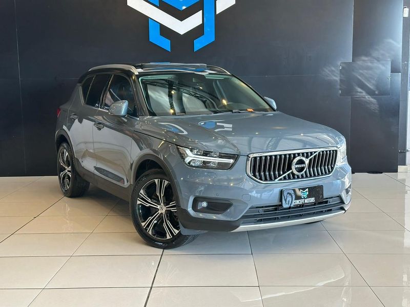 Volvo XC40 T-5 INSCRIPTION 1.5 FWD (HÃ­brido) 2020/2021 CONCEPT MOTORS PASSO FUNDO / Carros no Vale
