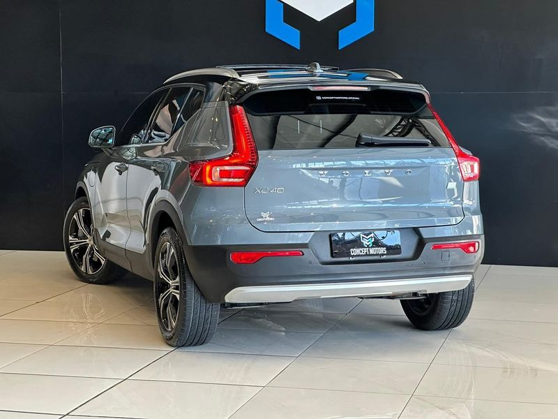 Volvo XC40 T-5 INSCRIPTION 1.5 FWD (HÃ­brido) 2020/2021 CONCEPT MOTORS PASSO FUNDO / Carros no Vale