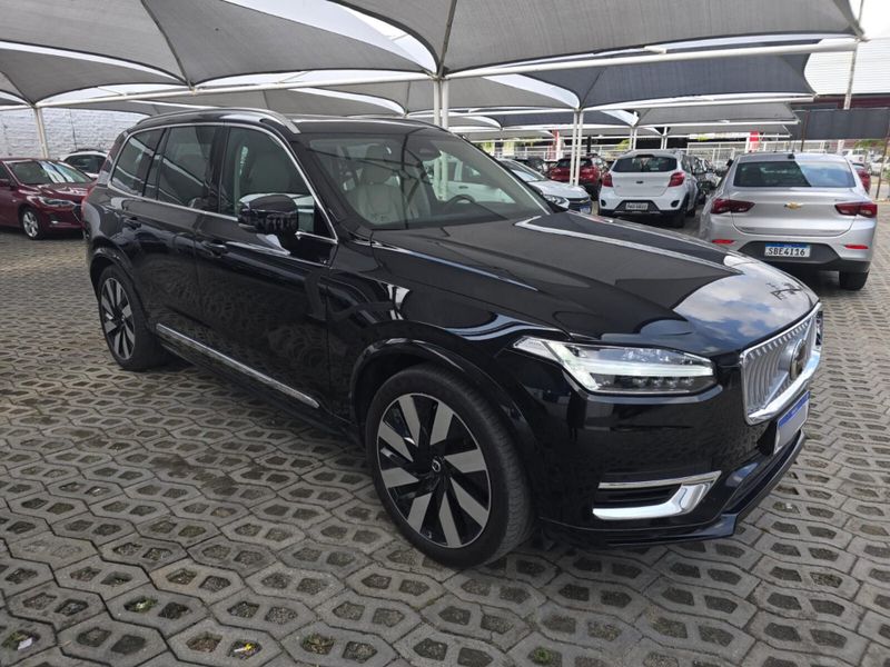 Volvo XC90 T-8 Ultimate 2.0 AWD (HÃ­brido) 2023/2024 CONCEPT MOTORS PASSO FUNDO / Carros no Vale