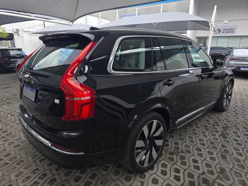 Volvo XC90 T-8 Ultimate 2.0 AWD (HÃ­brido) 2023/2024 CONCEPT MOTORS PASSO FUNDO / Carros no Vale